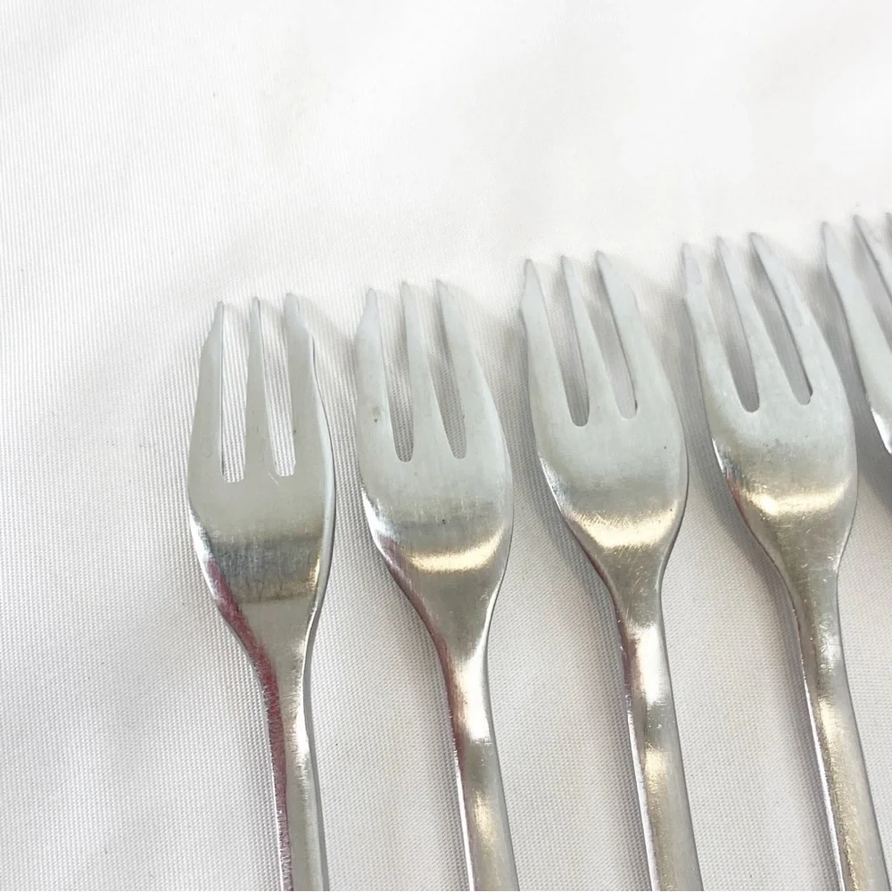 Supreme Cutlery Vintage Stainless Japan Flatware Cocktail/Seafood Forks Lot Of 7
